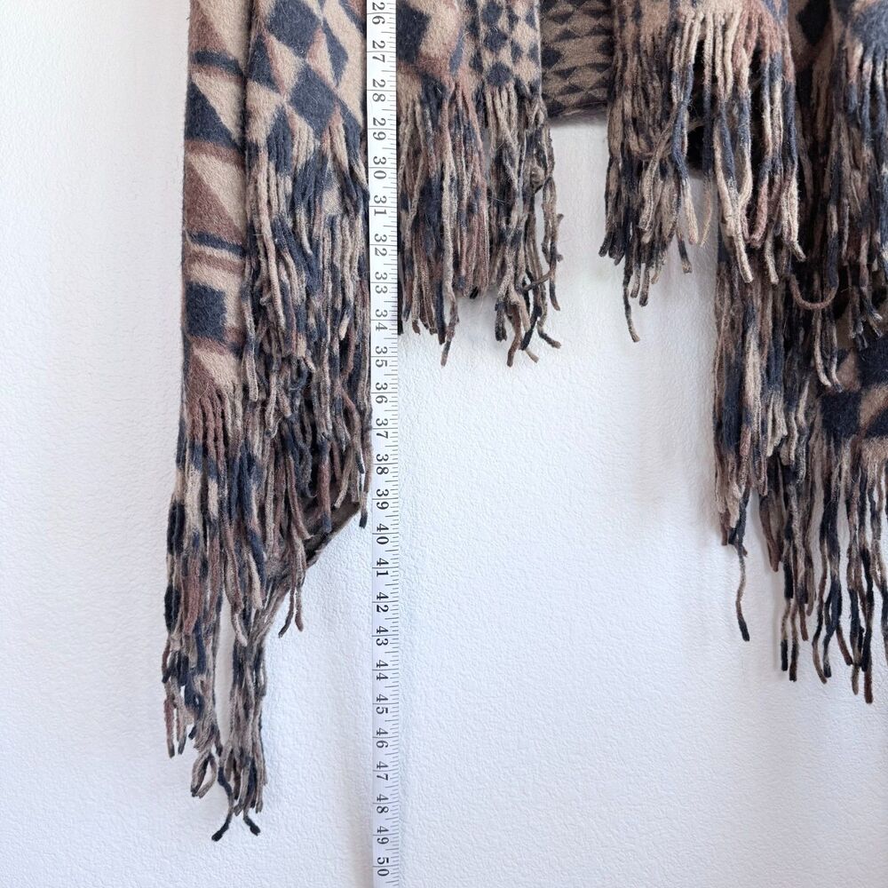 Plenty by Tracy Reese Canton Fringe Sweater Vest Aztec Geo Anthropologie XS/S - Picture 10 of 12